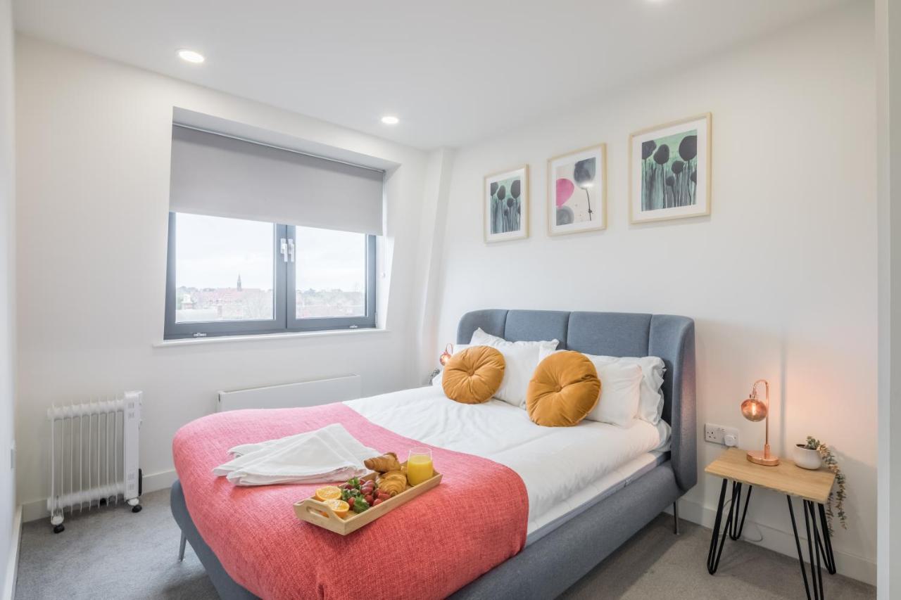 Centre Relocators And Family By O & J Real Estate Apartment