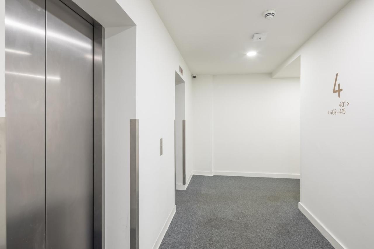 Centre Relocators And Family By O & J Real Estate Apartment